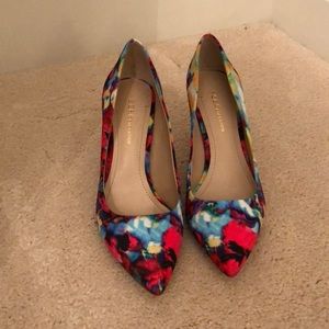 BCBG Multicolored Heels size 6.5